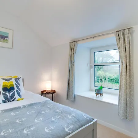 Sapphire * St Ives (Cornwall)